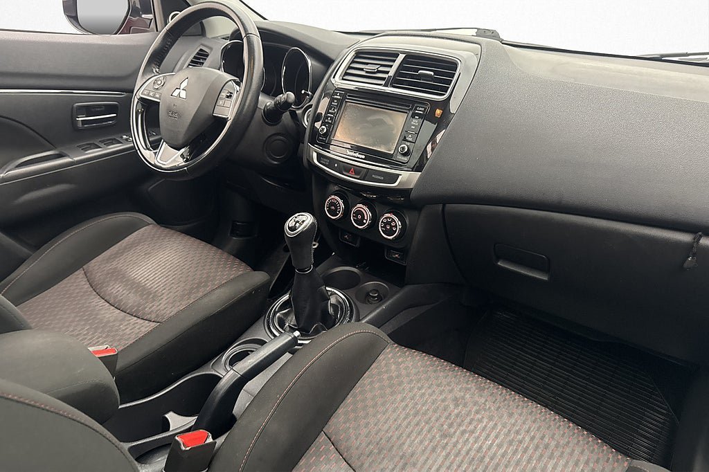 Vehicle Image 27