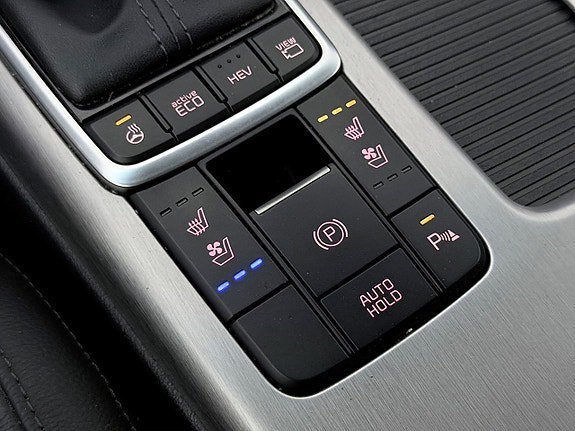 Vehicle Image 27