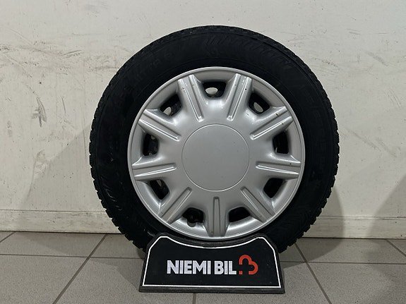 Vehicle Image 17