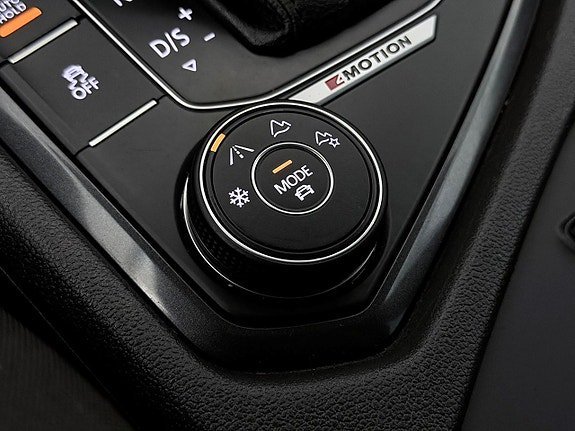 Vehicle Image 26