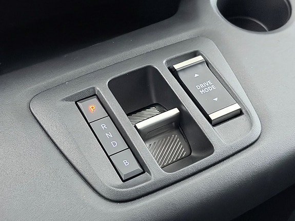 Vehicle Image 27