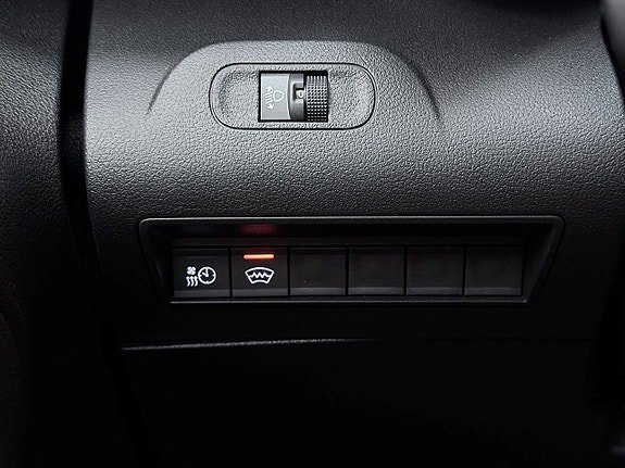 Vehicle Image 28
