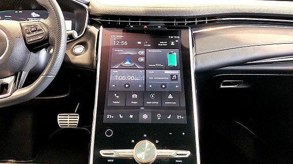 Vehicle Image 12