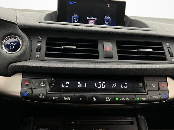 Vehicle Image 23