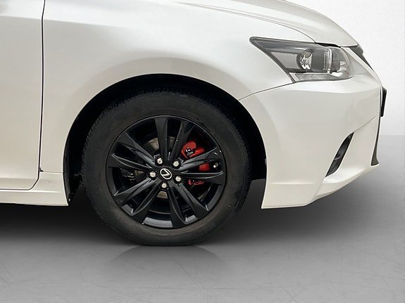 Vehicle Image 31