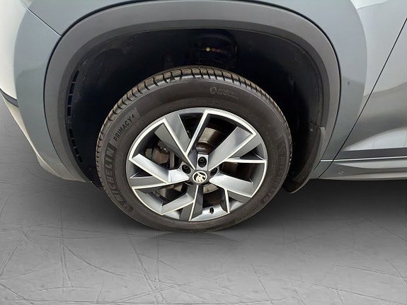 Vehicle Image 33