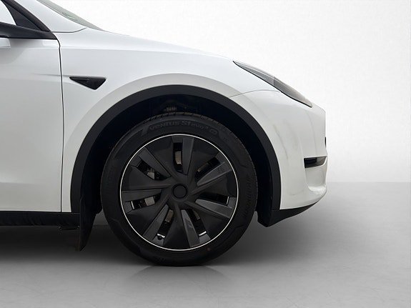 Vehicle Image 33