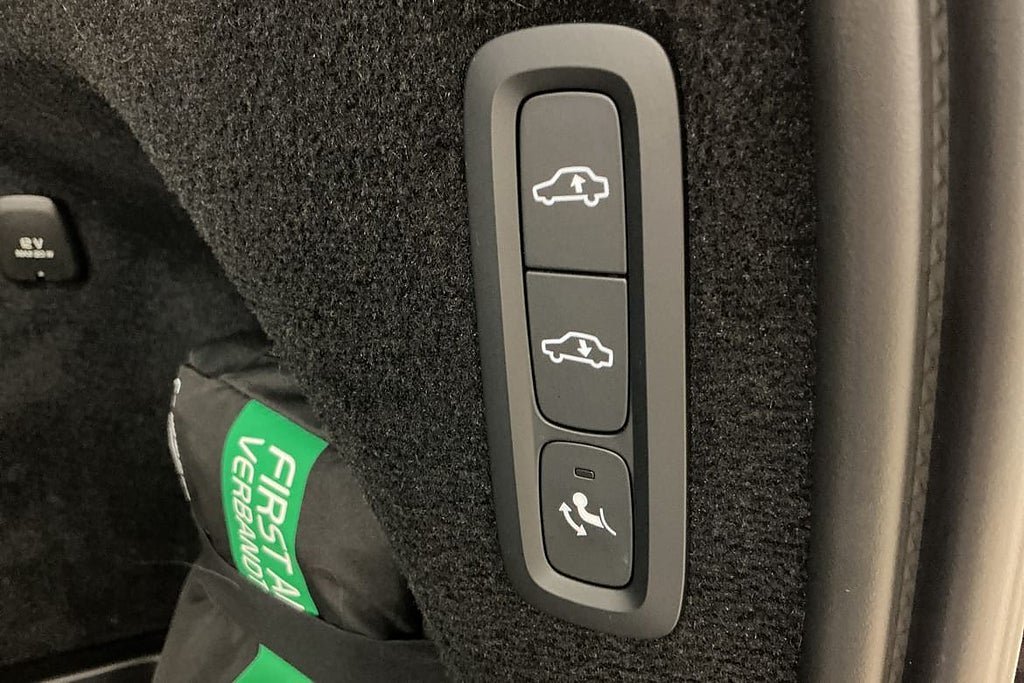 Vehicle Image 28