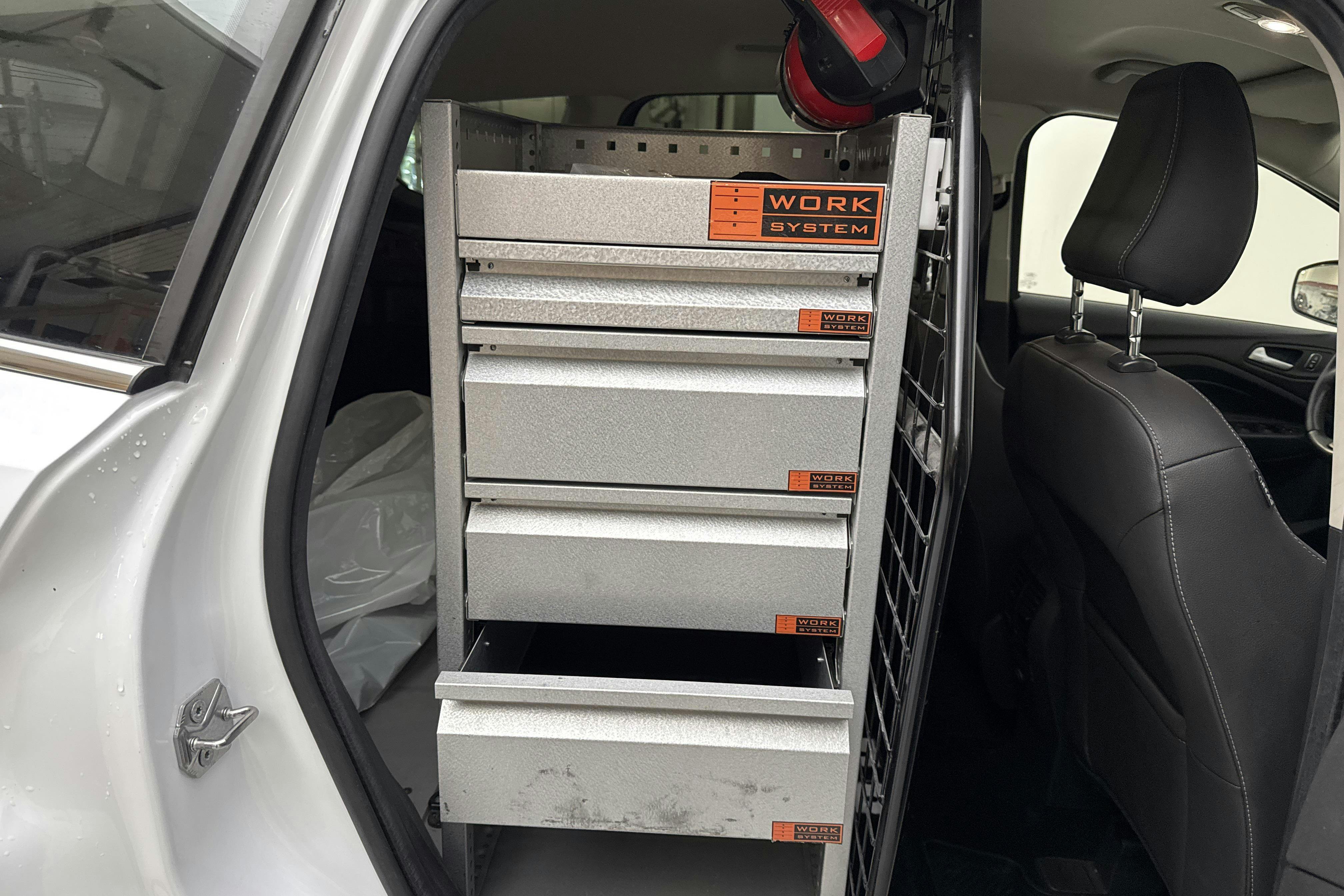 Vehicle Image 7