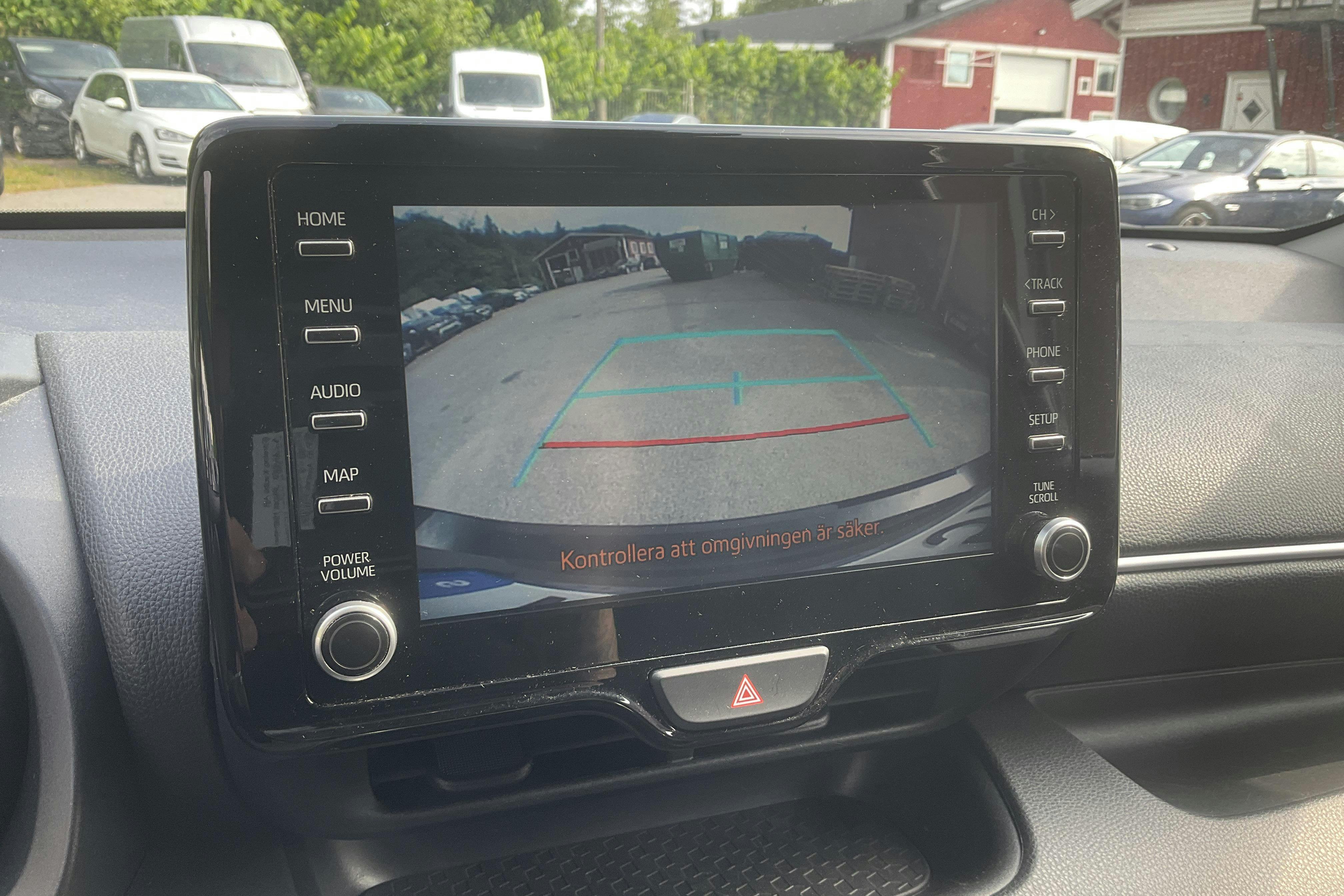 Vehicle Image 11