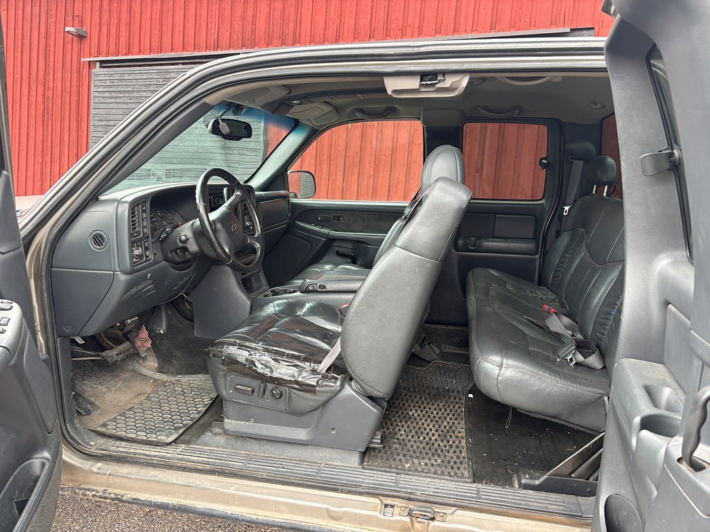 Vehicle Image 9