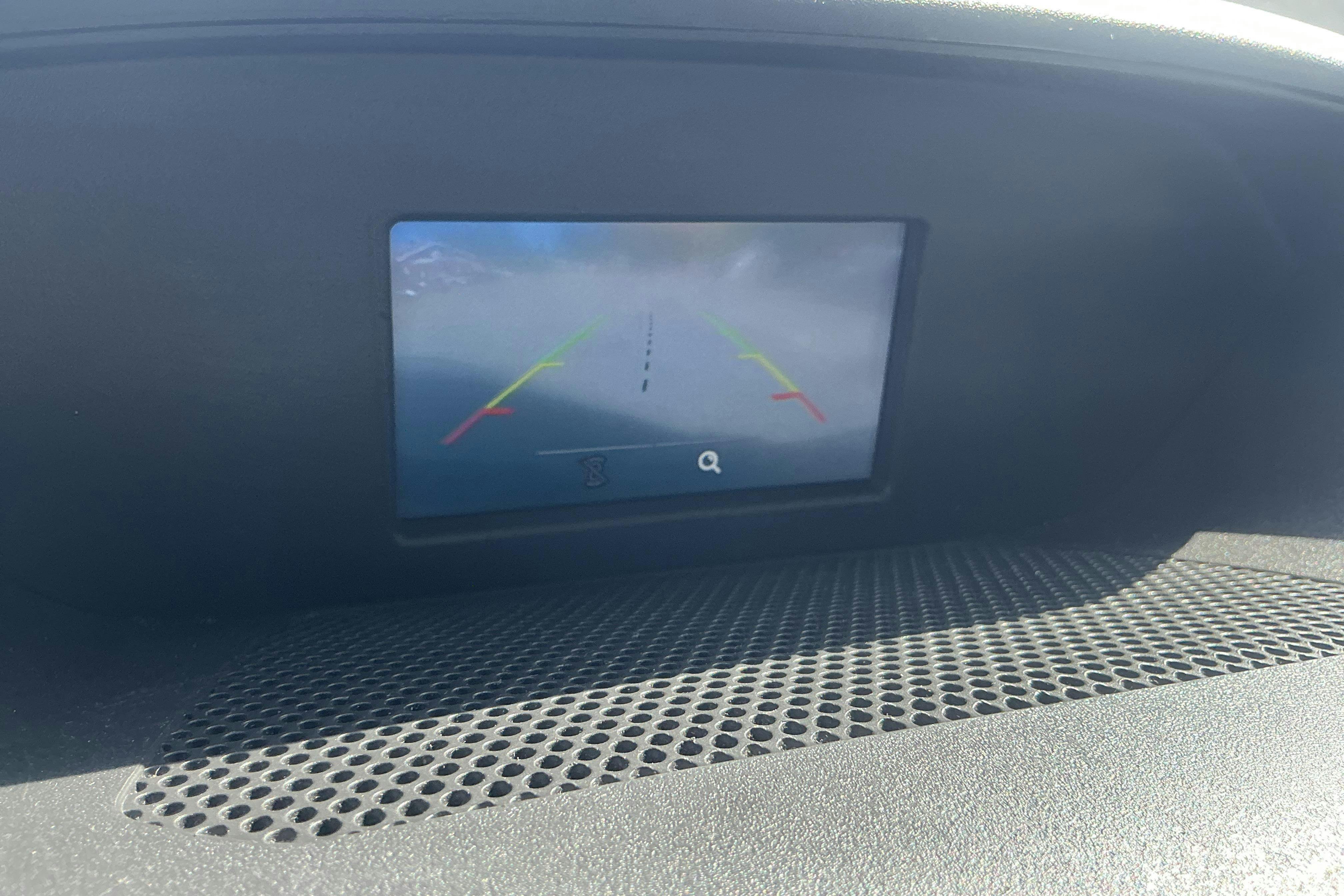 Vehicle Image 11