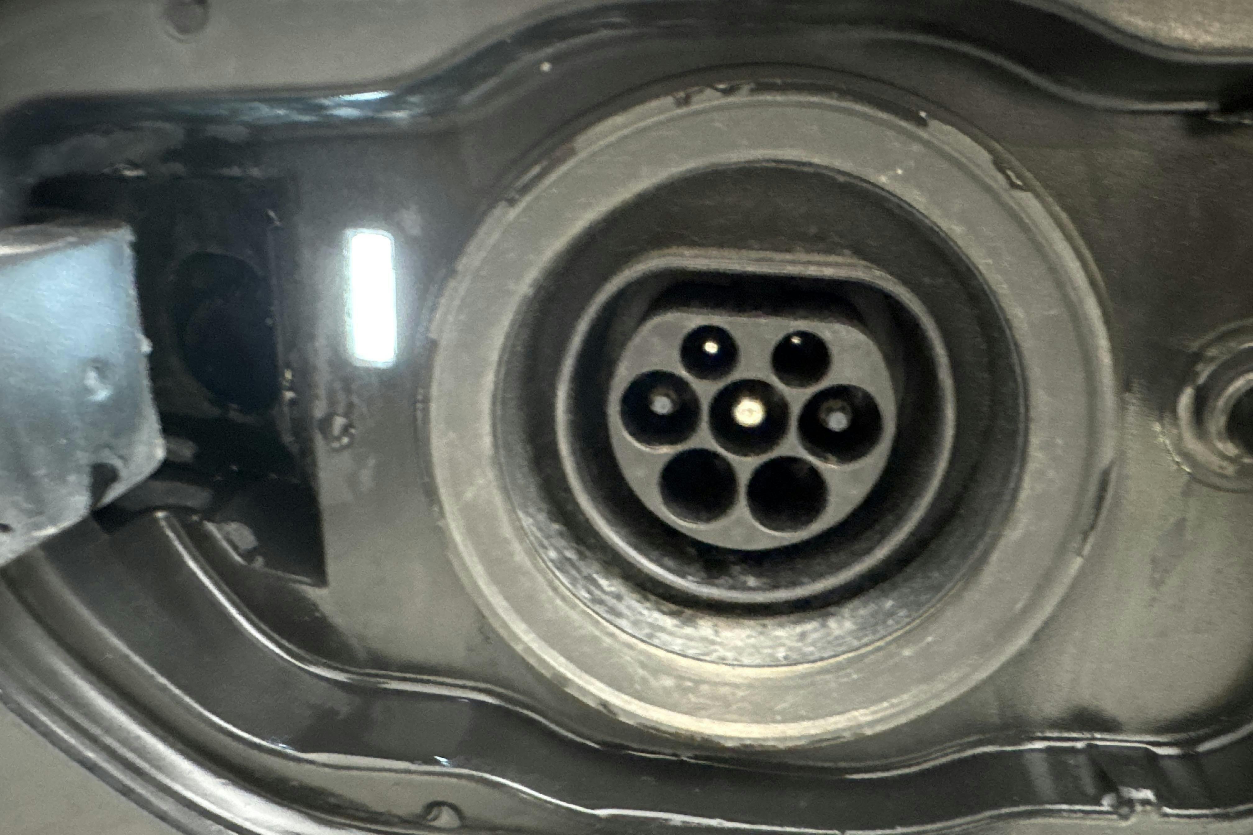 Vehicle Image 18
