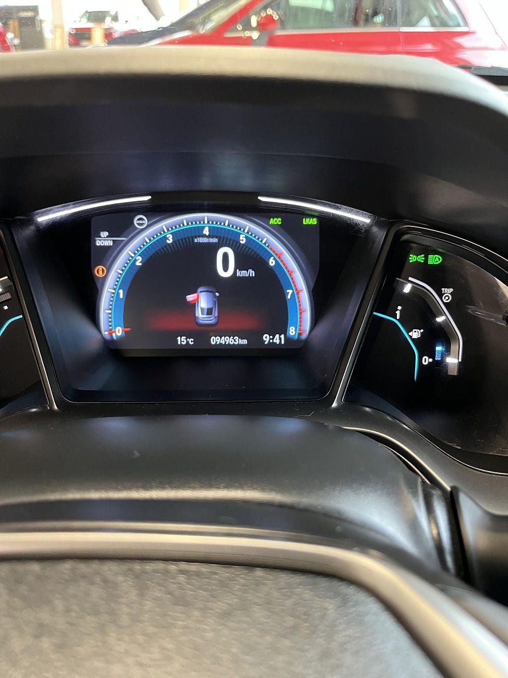 Vehicle Image 11