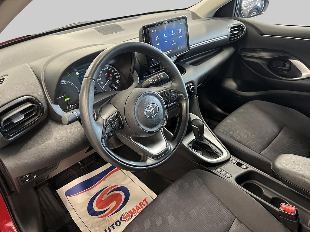 Vehicle Image 13