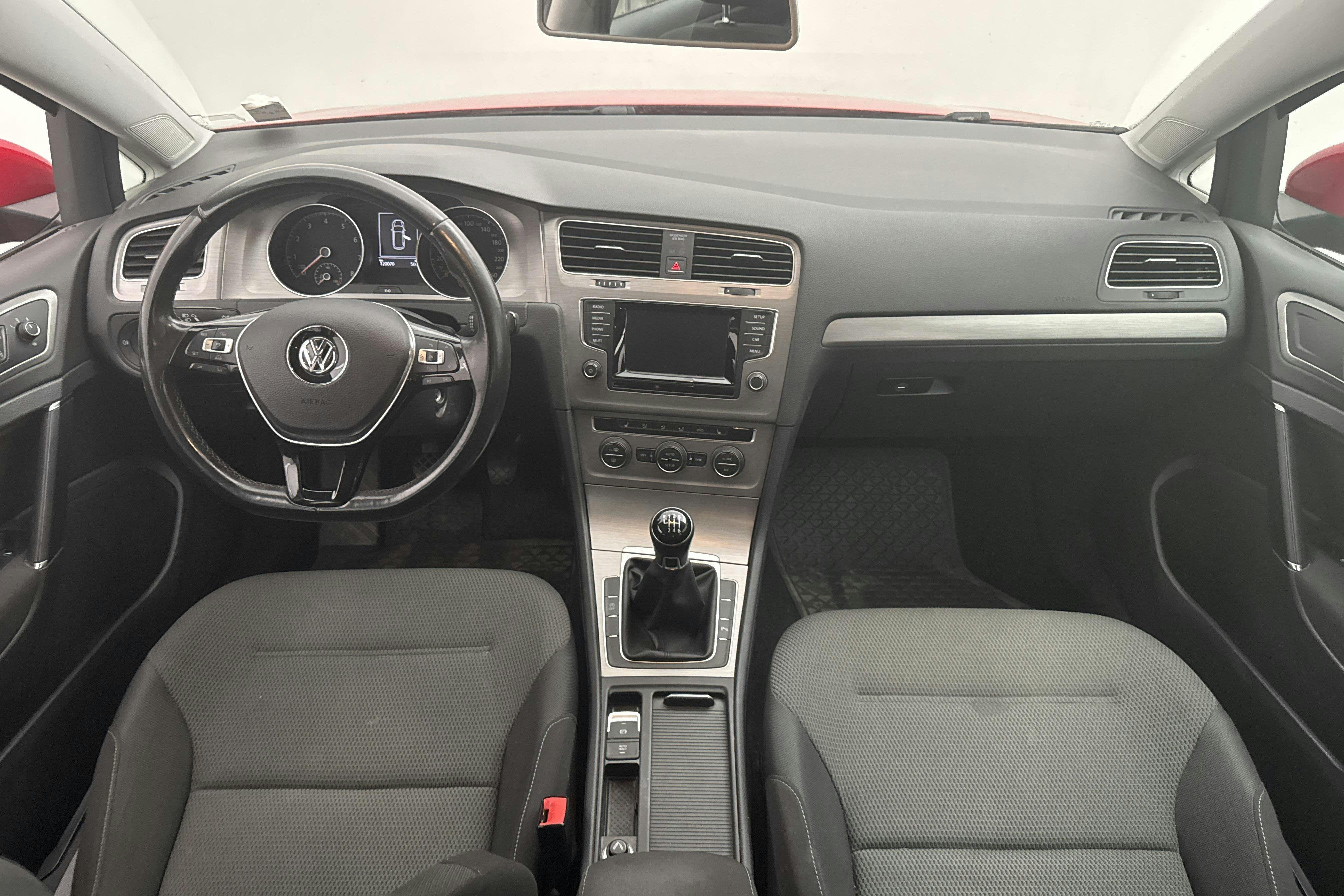 Vehicle Image 6