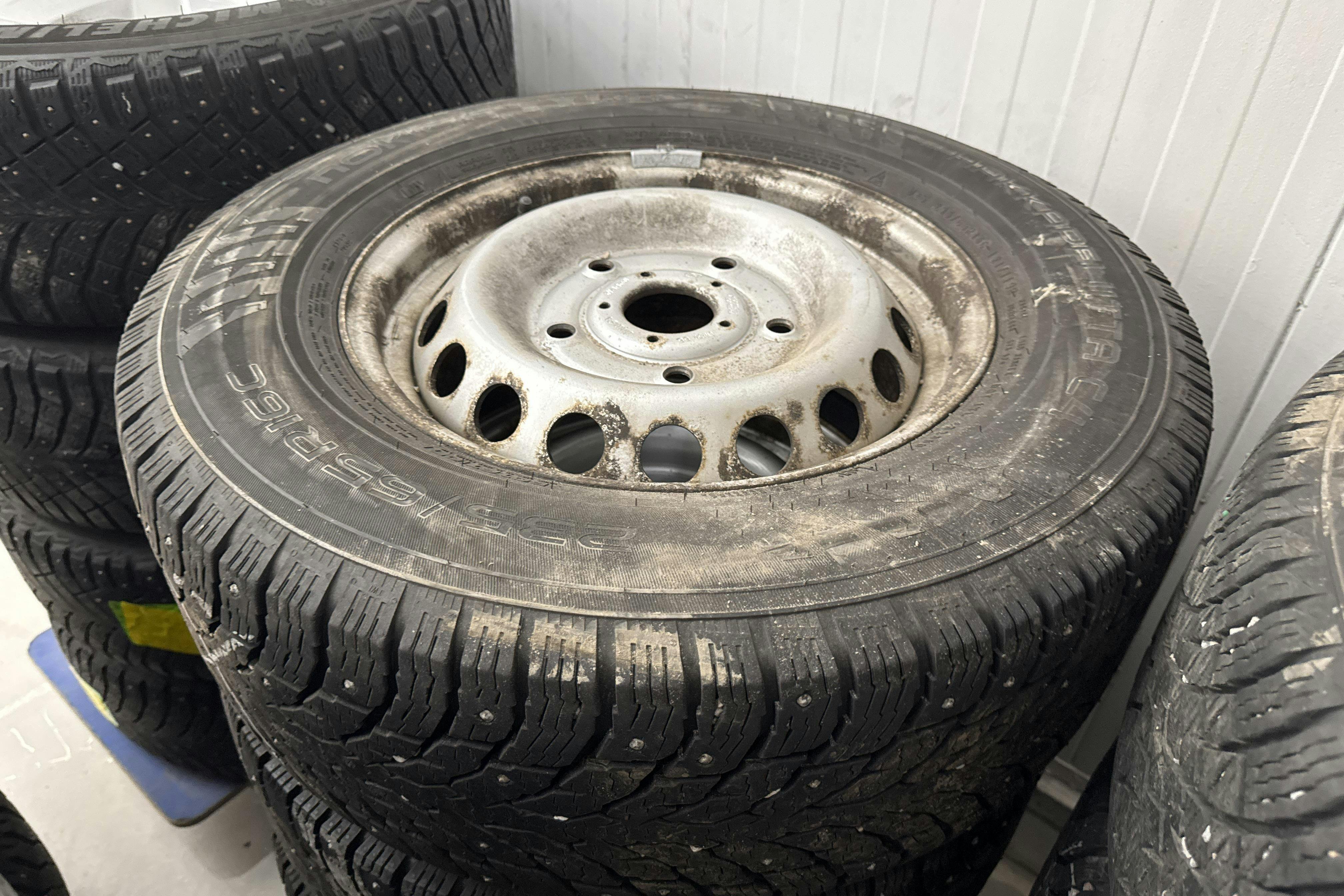 Vehicle Image 18