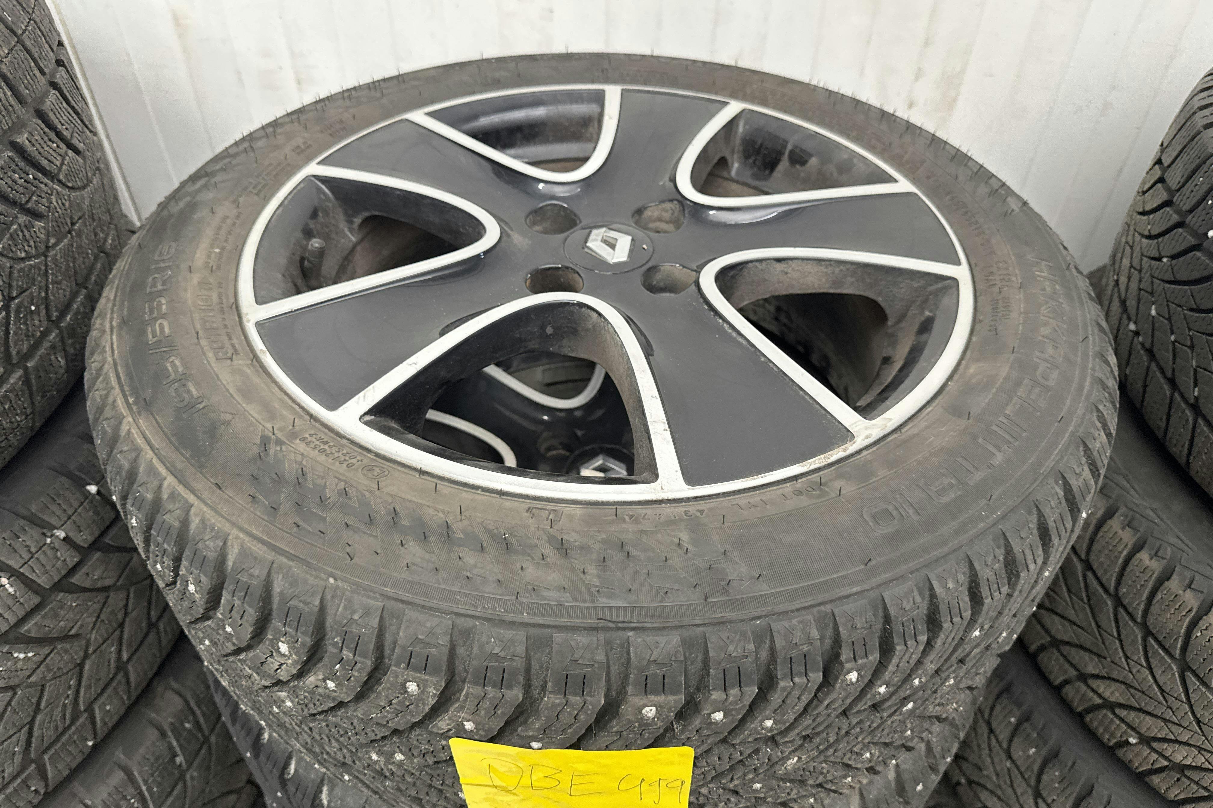Vehicle Image 14