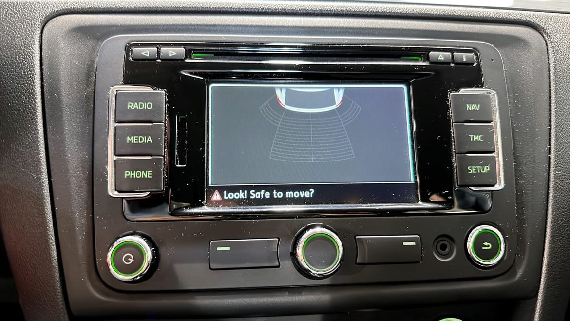 Vehicle Image 17