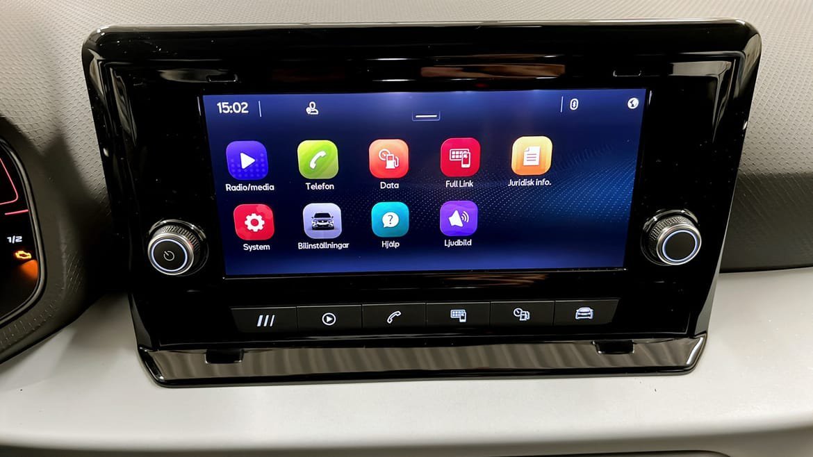 Vehicle Image 9