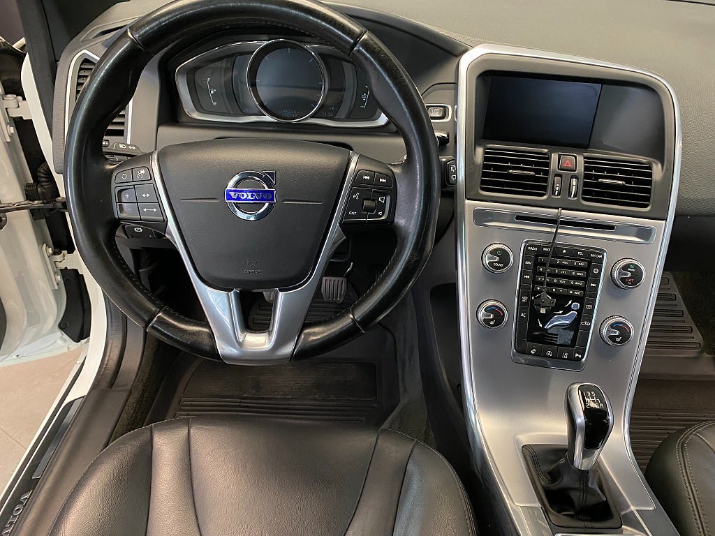 Vehicle Image 40