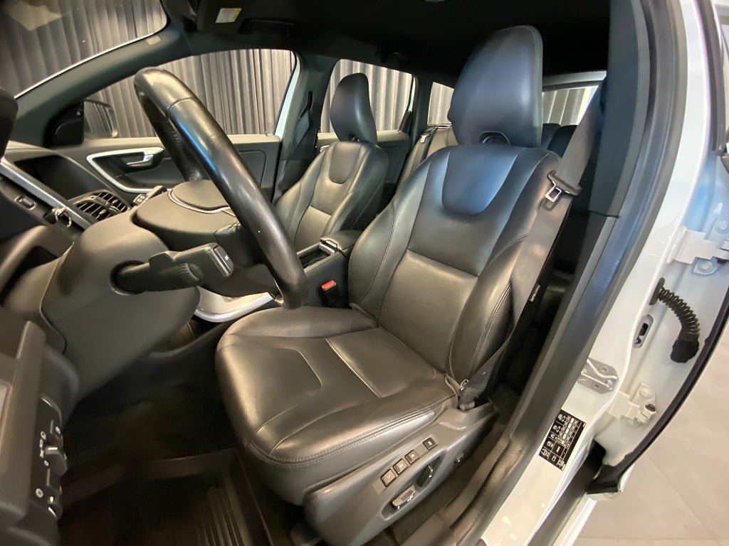 Vehicle Image 73