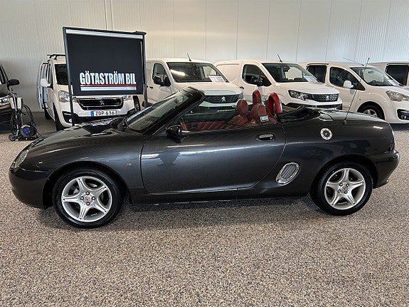 Vehicle Image 10
