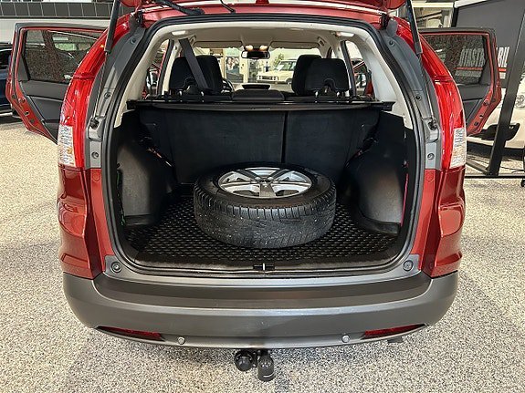 Vehicle Image 16