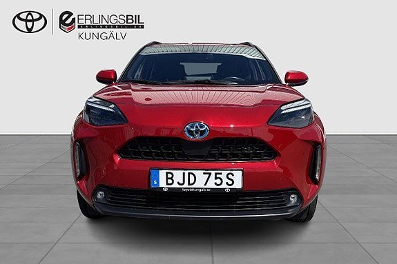 Vehicle Image 6