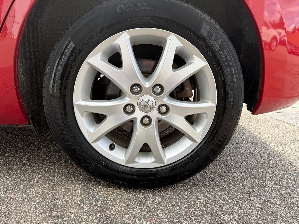 Vehicle Image 11
