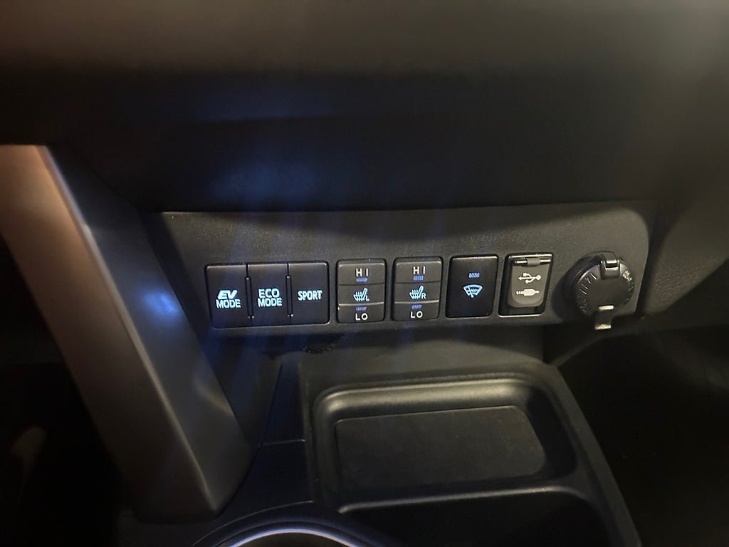 Vehicle Image 19
