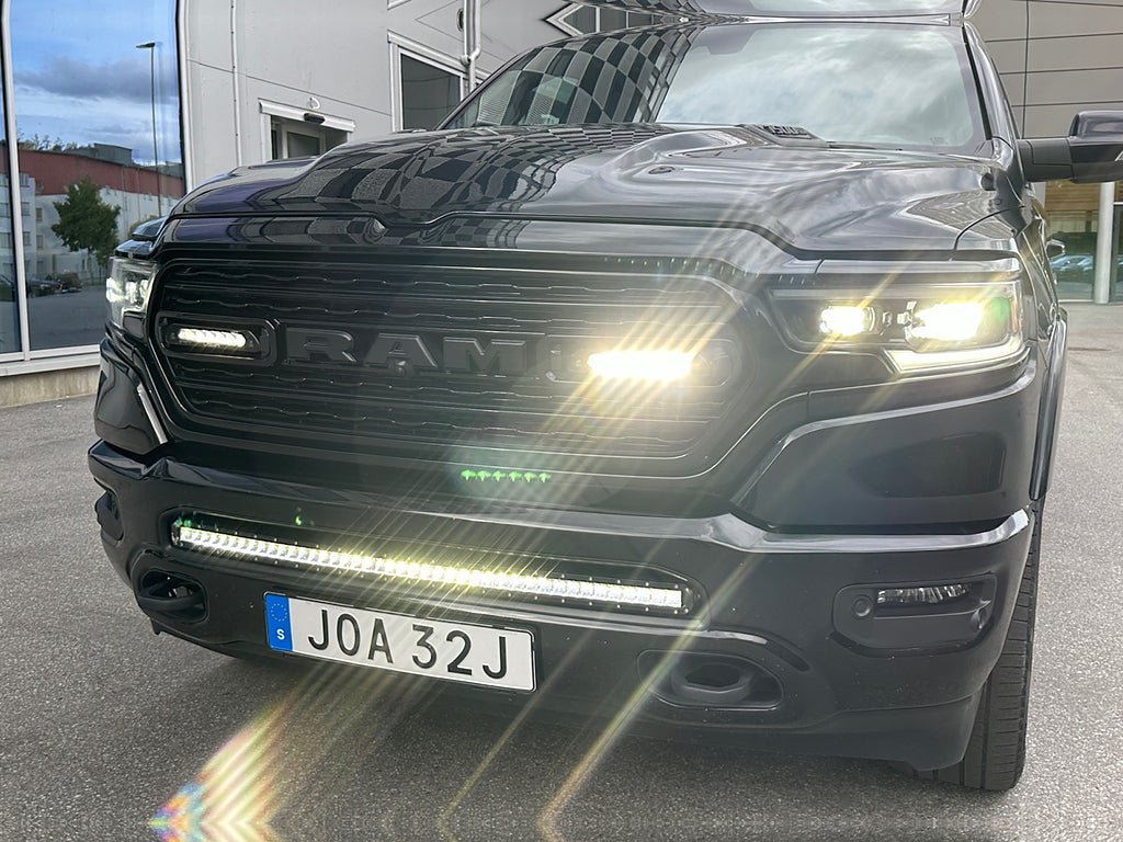 Vehicle Image 22