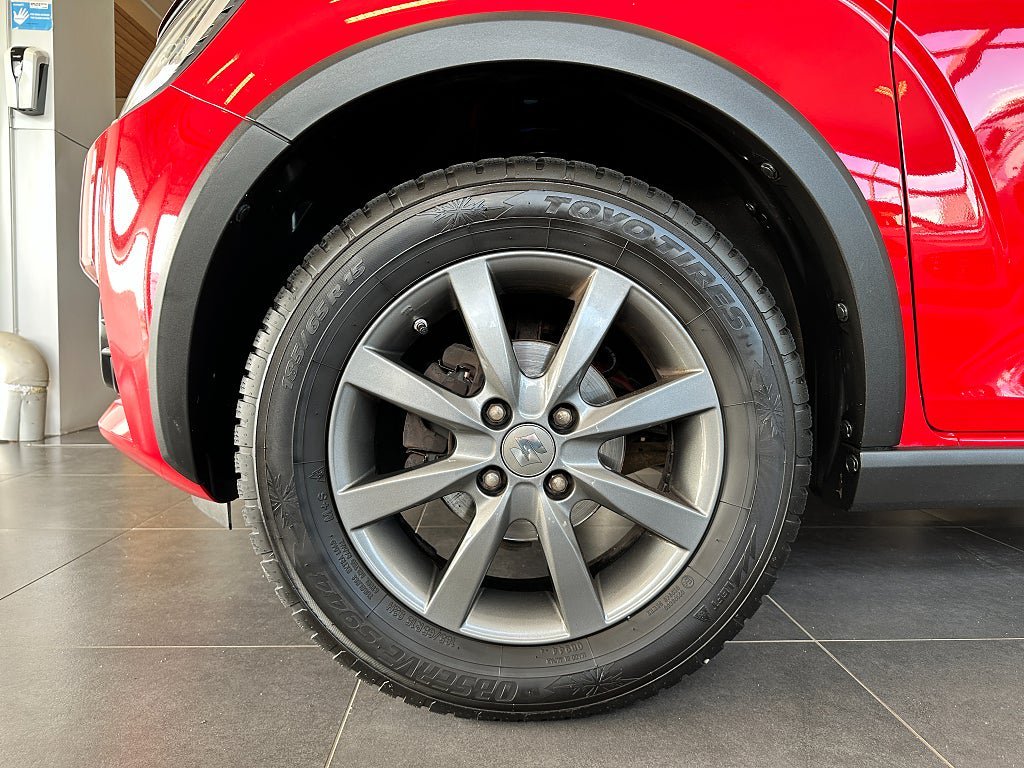 Vehicle Image 7