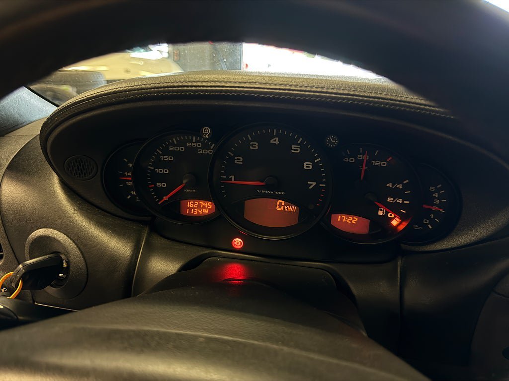 Vehicle Image 24