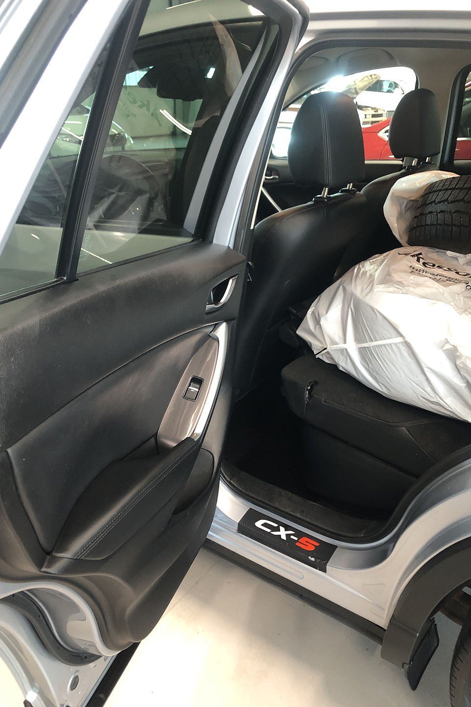 Vehicle Image 8