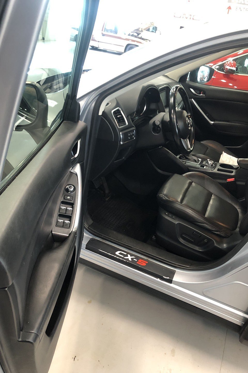 Vehicle Image 10