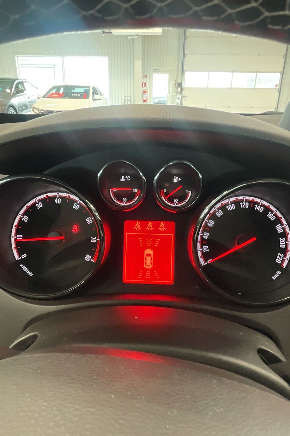 Vehicle Image 10
