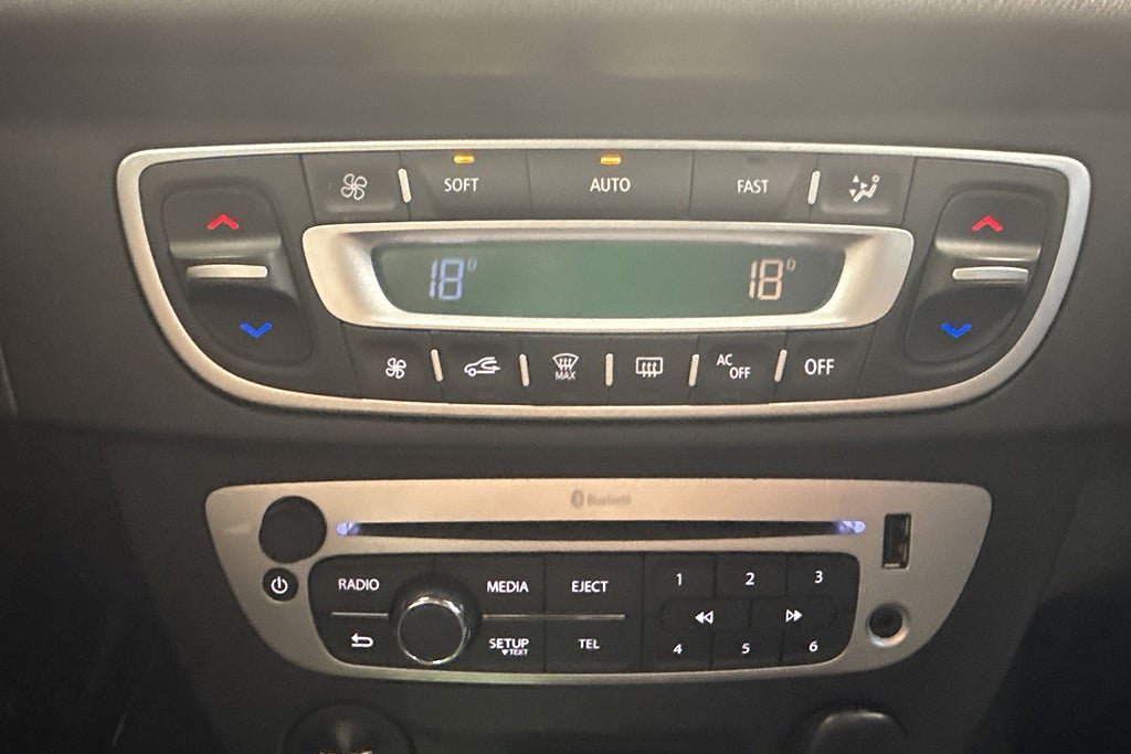 Vehicle Image 17