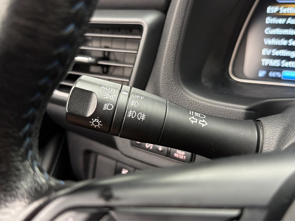 Vehicle Image 27