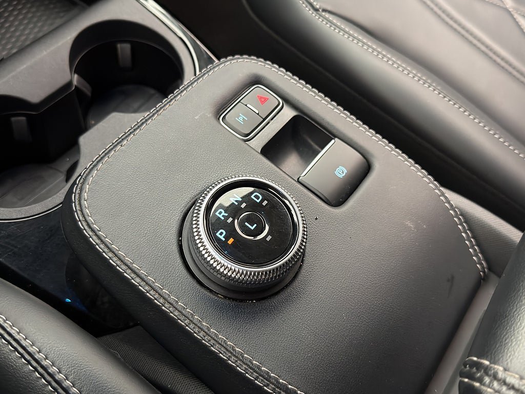 Vehicle Image 26