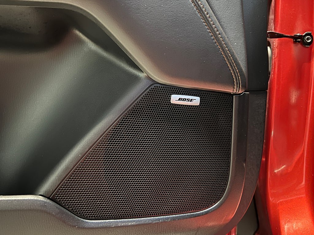 Vehicle Image 24