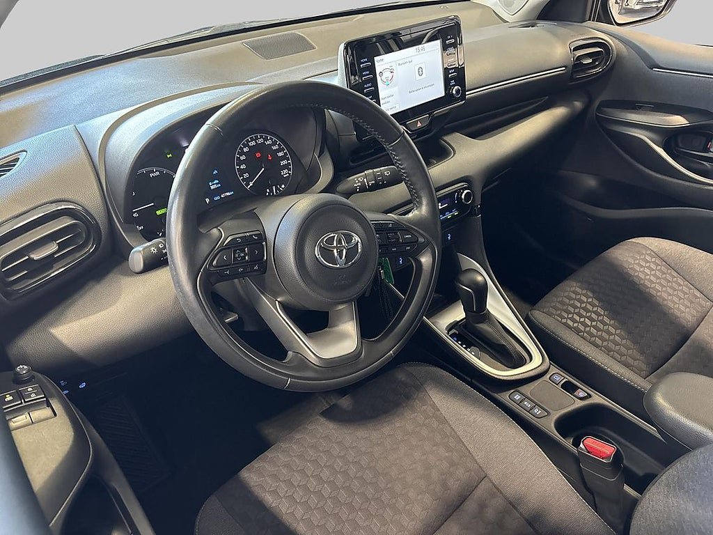 Vehicle Image 14