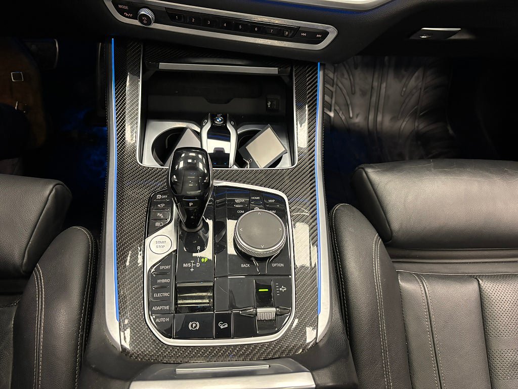 Vehicle Image 25