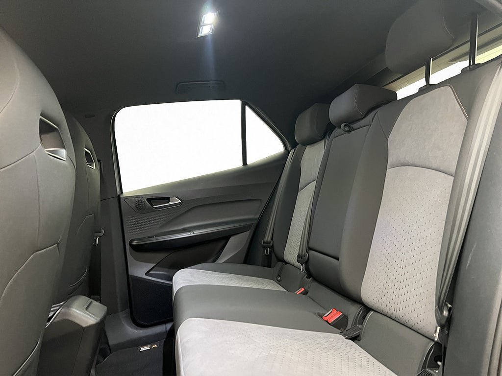 Vehicle Image 22