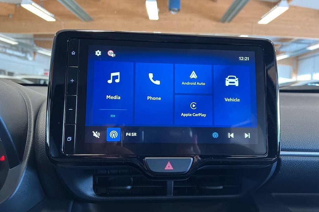 Vehicle Image 15