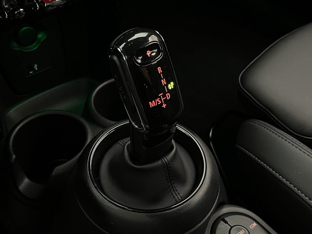 Vehicle Image 23