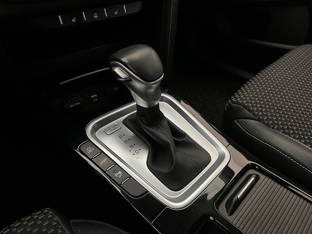 Vehicle Image 24