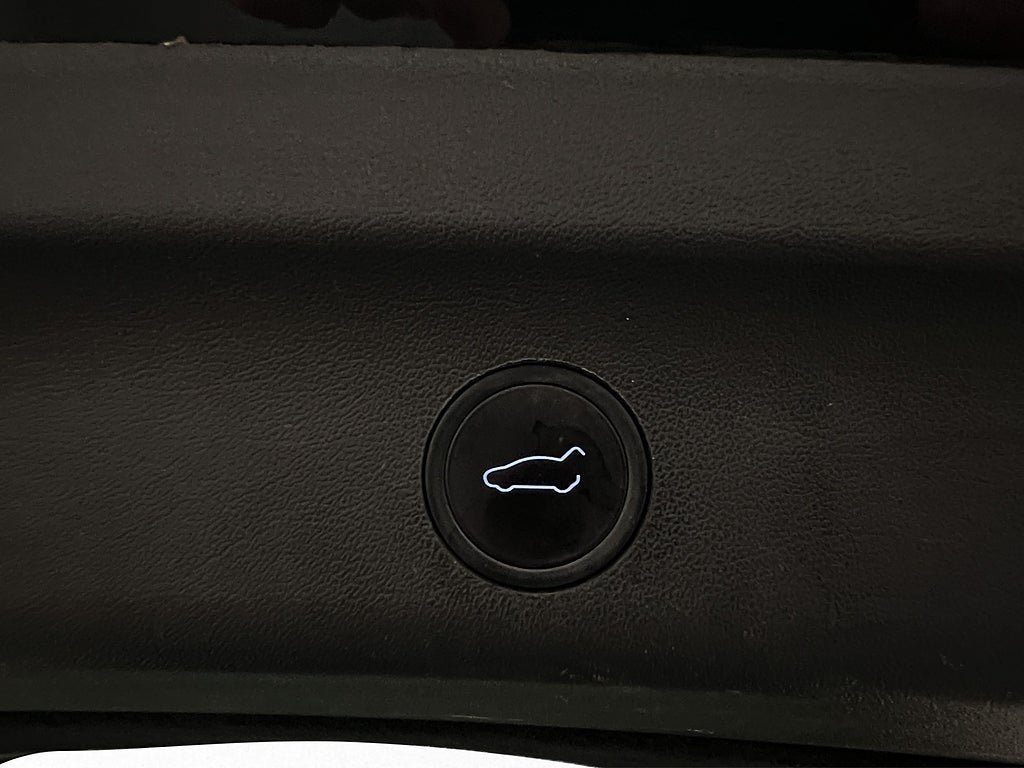 Vehicle Image 29