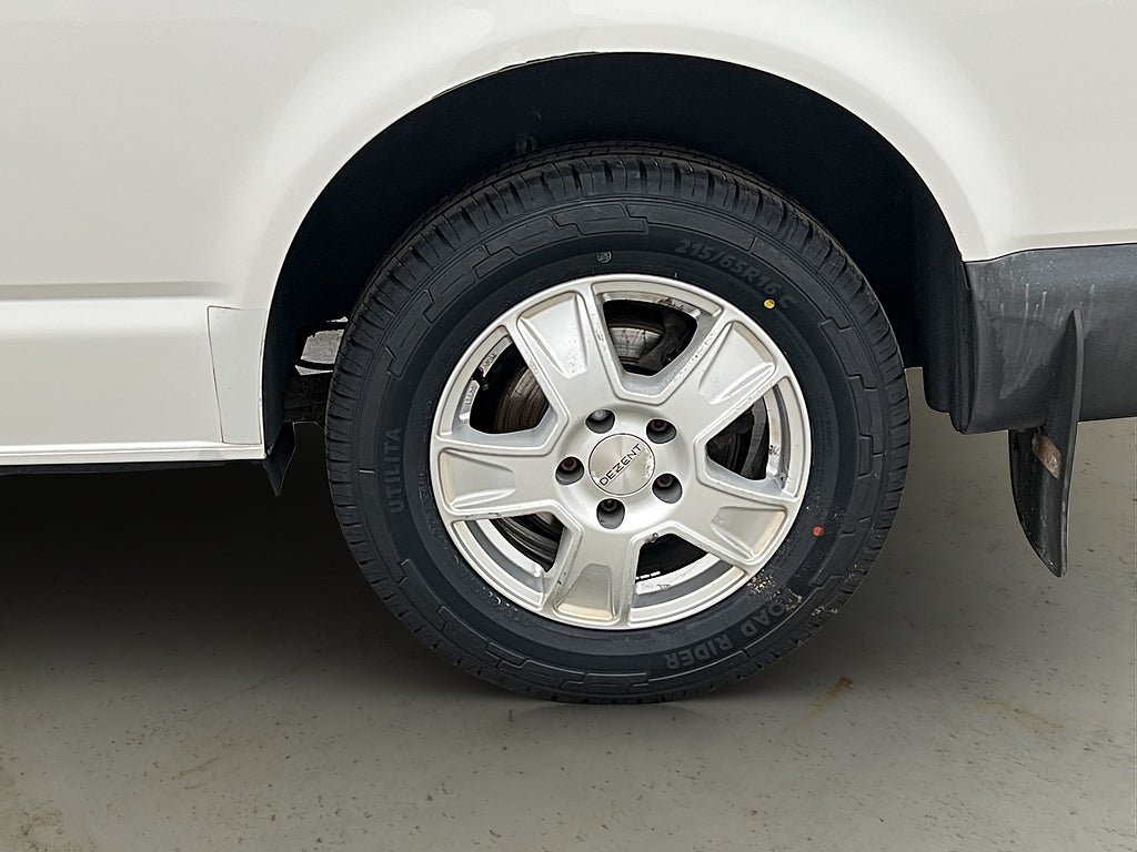 Vehicle Image 31