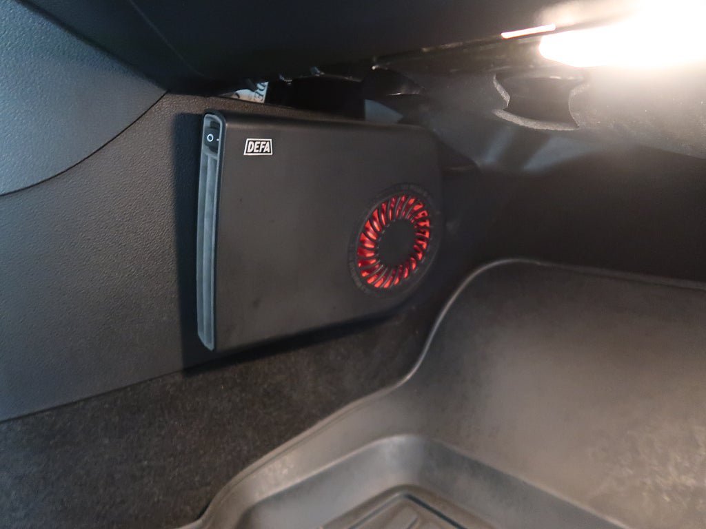 Vehicle Image 32